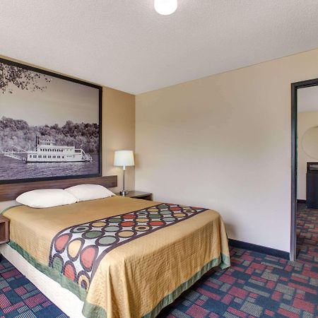 Super 8 By Wyndham Boonville Buitenkant foto